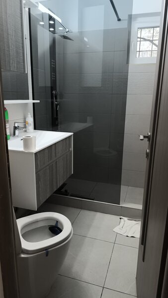 Drumul Taberei, bloc mixt Plaza Mall